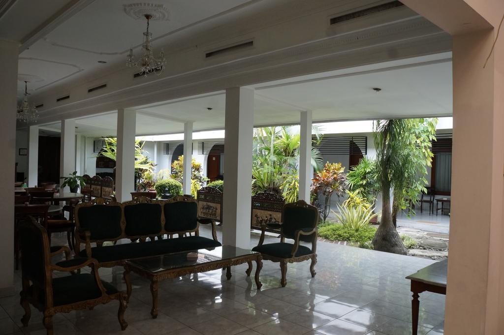 Hotel Kirana Yogyakarta Esterno foto
