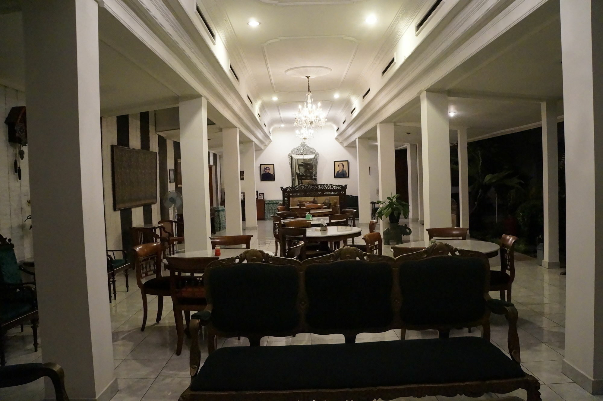 Hotel Kirana Yogyakarta Esterno foto
